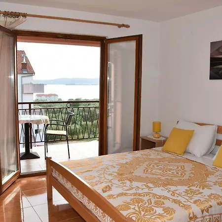 Bosana Apartment *